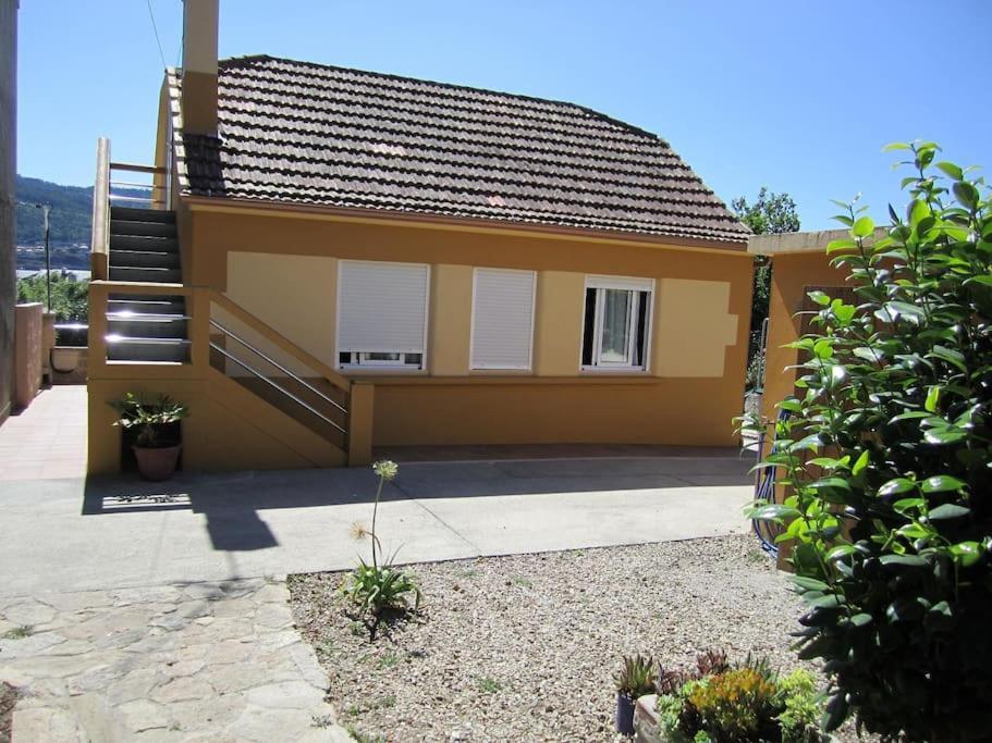 הוילה Moaña Casita Con Terreno A 10 Minutos Del Centro De Vigo מראה חיצוני תמונה