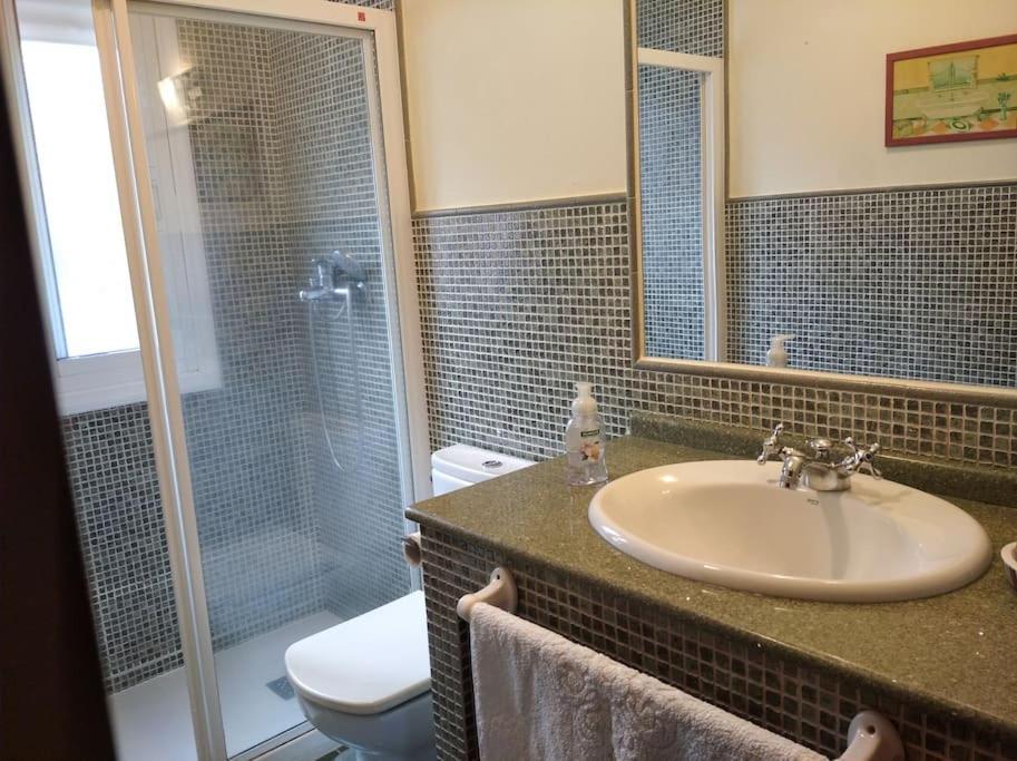 הוילה Moaña Casita Con Terreno A 10 Minutos Del Centro De Vigo מראה חיצוני תמונה